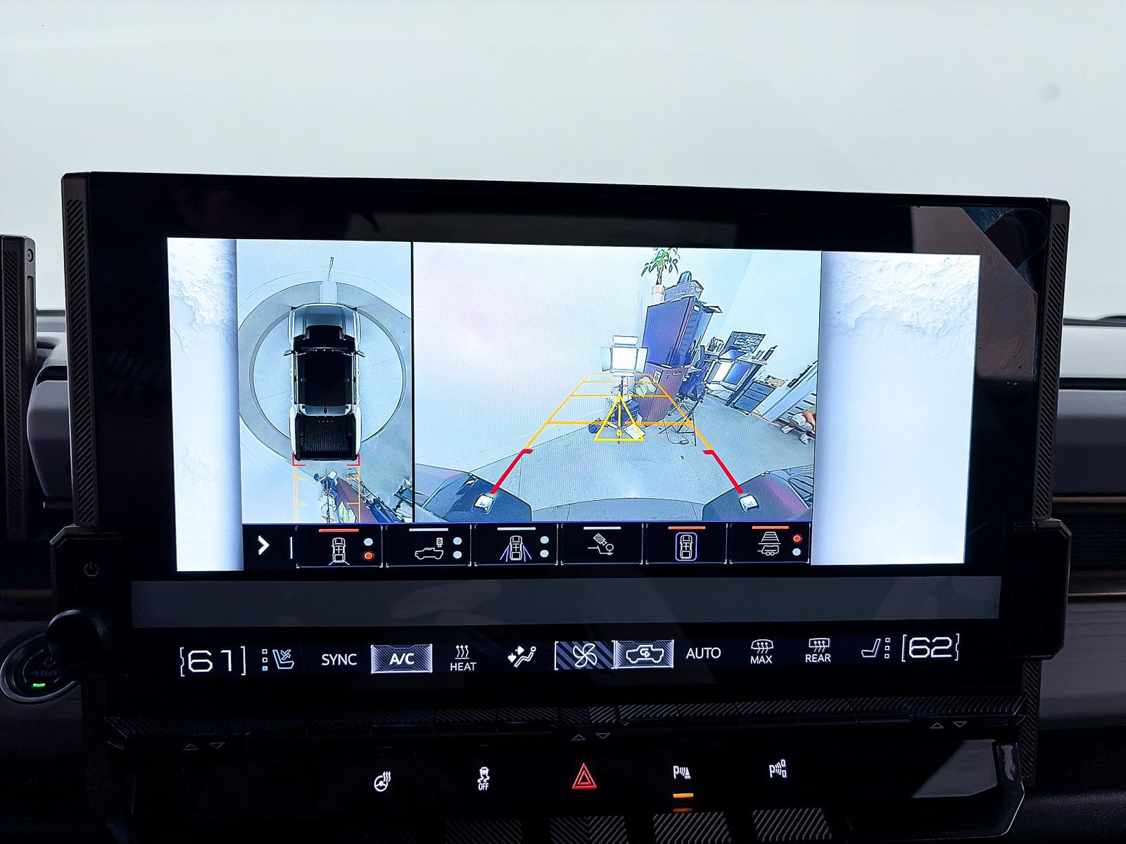 Used 2025 GMC Hummer EV 3X AWD/4WD image 7