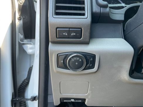 Used 2022 Ford F350 XL w/ Power Equipment Group AWD/4WD image 14