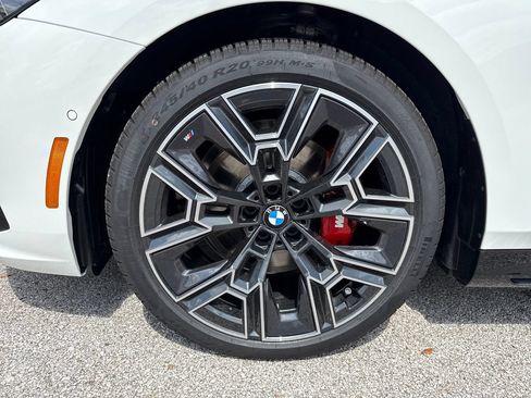 Used 2027 BMW 530i xDrive w/ M Sport Package AWD/4WD image 10