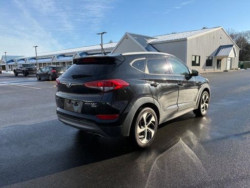 Used 2016 Hyundai Tucson Sport image 4