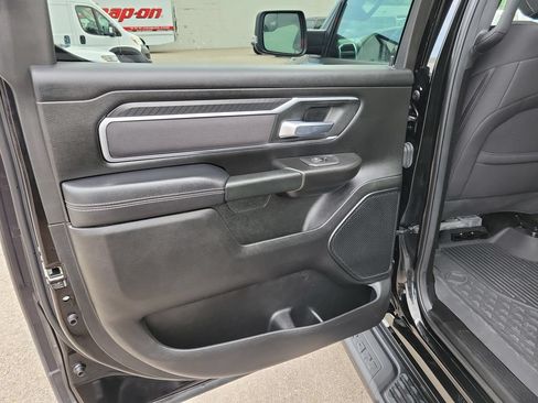 Used 2025 RAM 1500 Big Horn AWD/4WD image 15