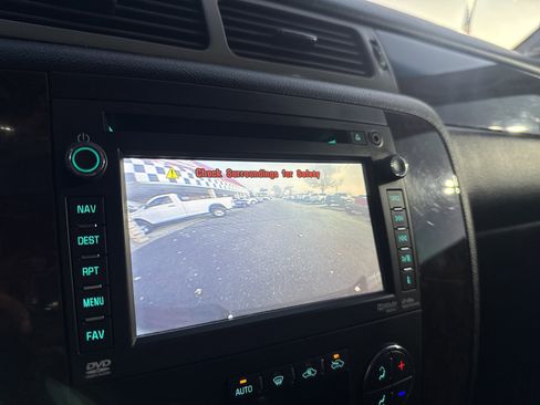 Used 2014 GMC Sierra 3500 Denali image 22