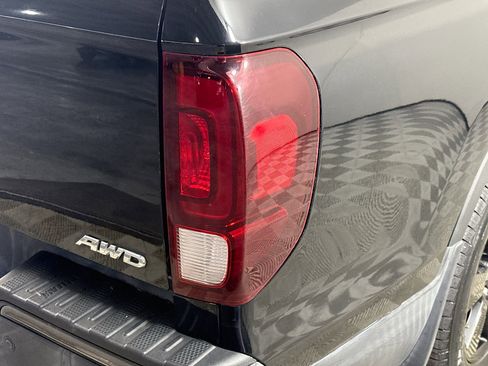 Used 2017 Honda Ridgeline Black Edition image 34