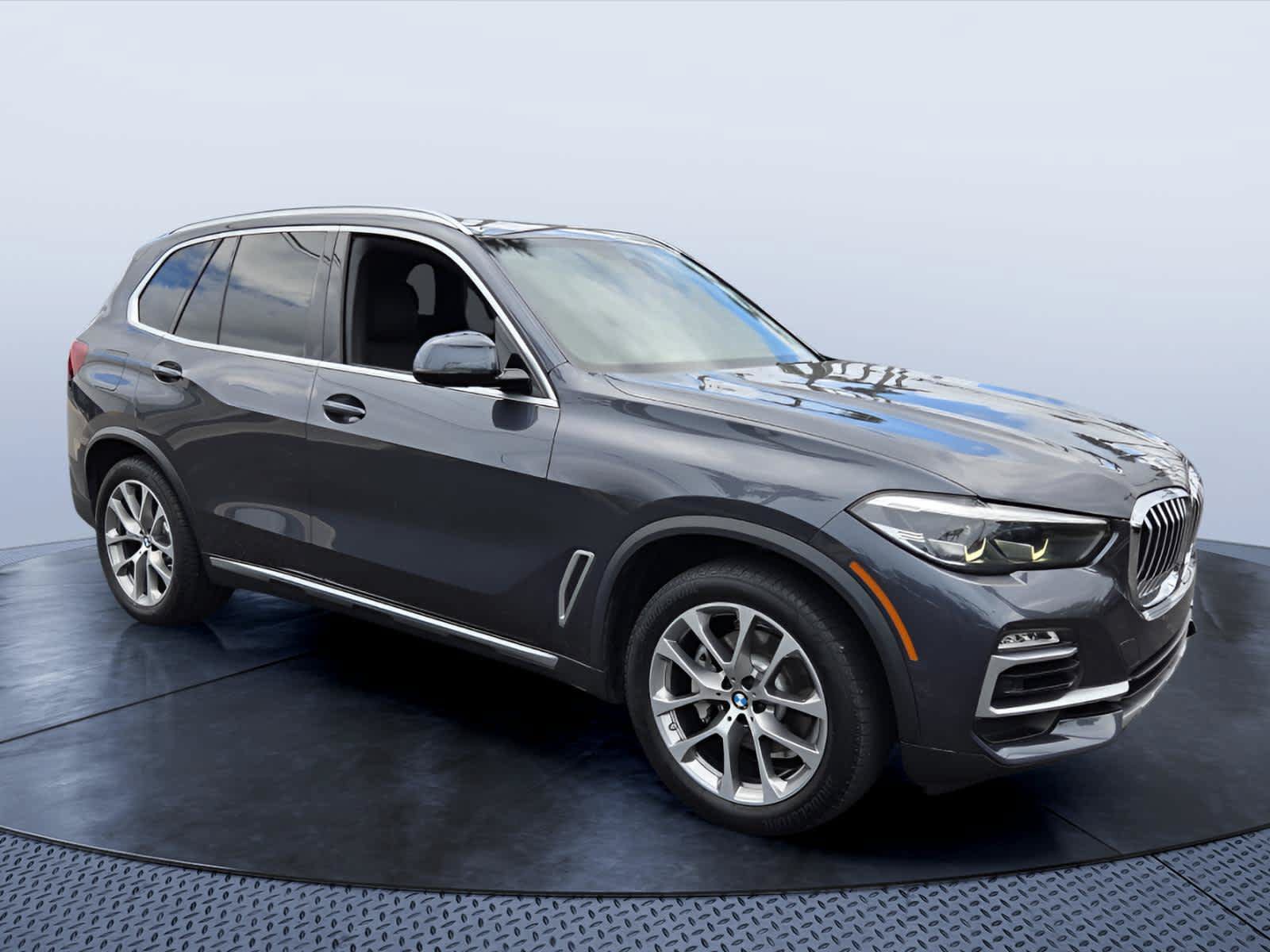 Used 2019 BMW X5 xDrive40i w/ Premium Package 2 AWD/4WD image 1