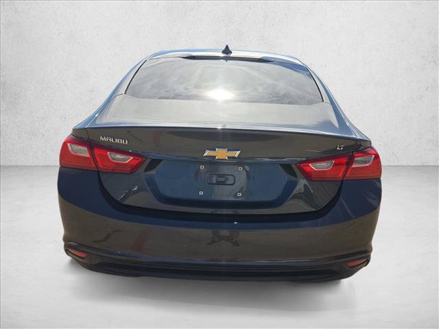 Used 2017 Chevrolet Malibu LT FWD image 7