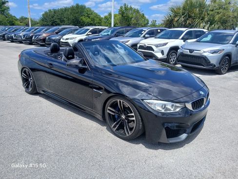 Used 2015 BMW M4 Convertible RWD image 32