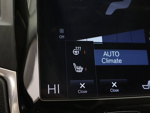 Used 2021 Volvo XC90 T6 Momentum w/ Climate Package image 54