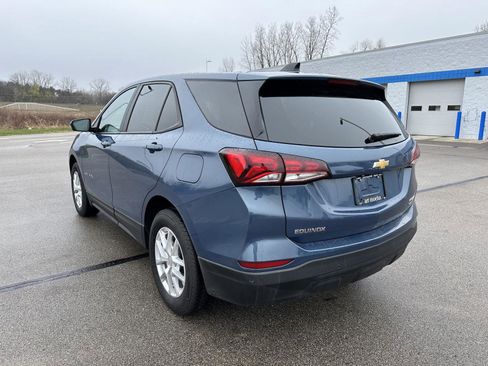 Used 2024 Chevrolet Equinox LS w/ LS Convenience Package AWD/4WD image 3