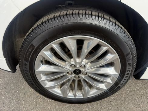 Used 2020 Ford Edge Titanium w/ Equipment Group 301A AWD/4WD image 11