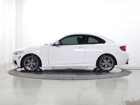 Used 2015 BMW M235i Coupe RWD image 2