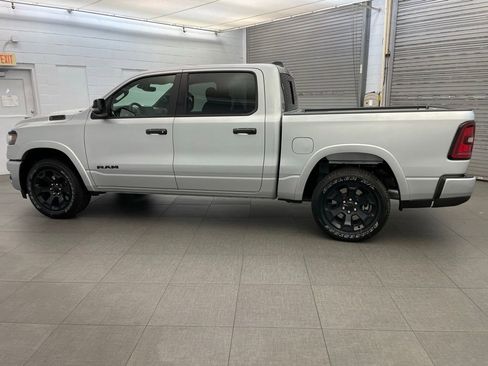 New 2026 RAM 1500 4x4 Crew Cab image 8