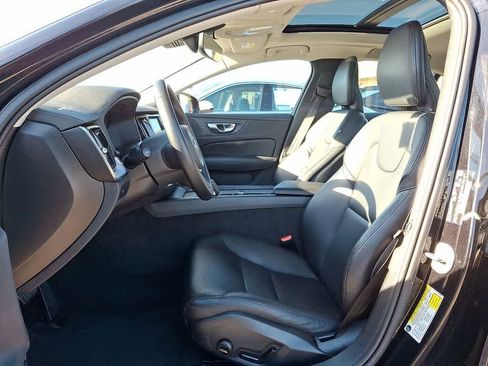 Used 2024 Volvo S60 B5 Core image 13