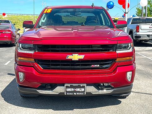 Used 2018 Chevrolet Silverado 1500 LT w/ Texas Edition image 11