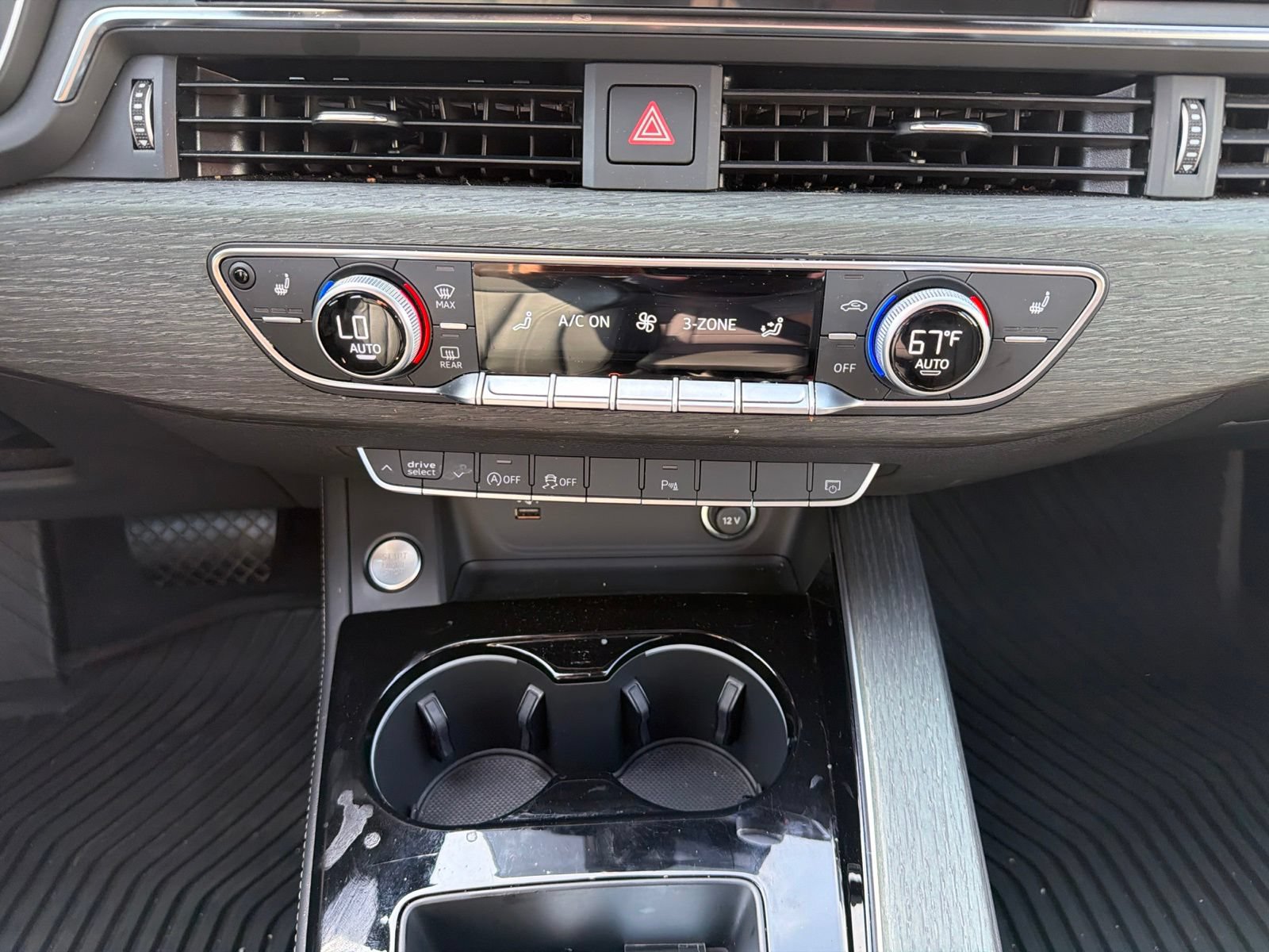 Used 2023 Audi A4 2.0T Premium Plus w/ Premium Plus Package AWD/4WD image 34