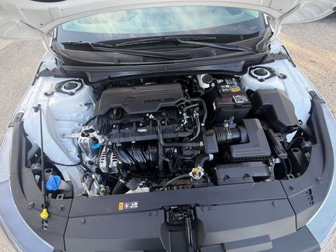 Used 2025 Kia K4 LXS image 29