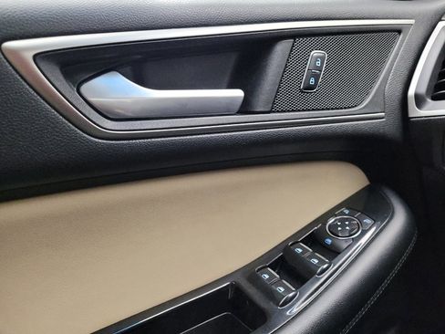 Used 2015 Ford Edge SEL w/ Equipment Group 201A image 27