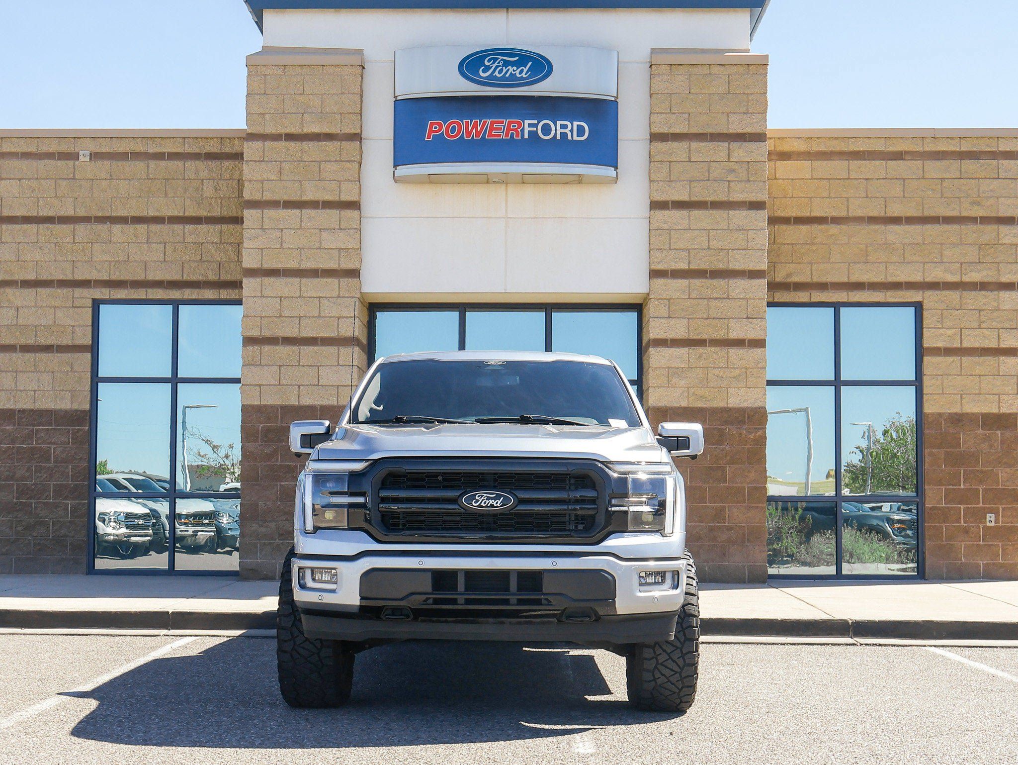 Certified 2024 Ford F150 Lariat w/ FX4 Off-Road Package AWD/4WD image 3