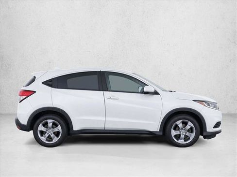 Used 2021 Honda HR-V LX image 8