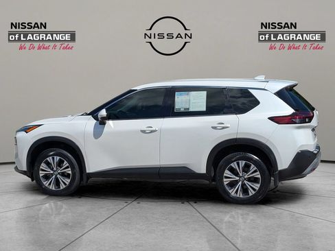 Used 2021 Nissan Rogue SV FWD image 8
