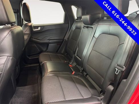 Used 2023 Ford Escape ST-Line image 6