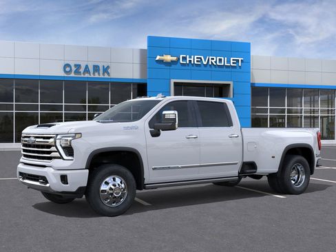 New 2026 Chevrolet Silverado 3500 High Country w/ High Country Premium Package AWD/4WD image 39