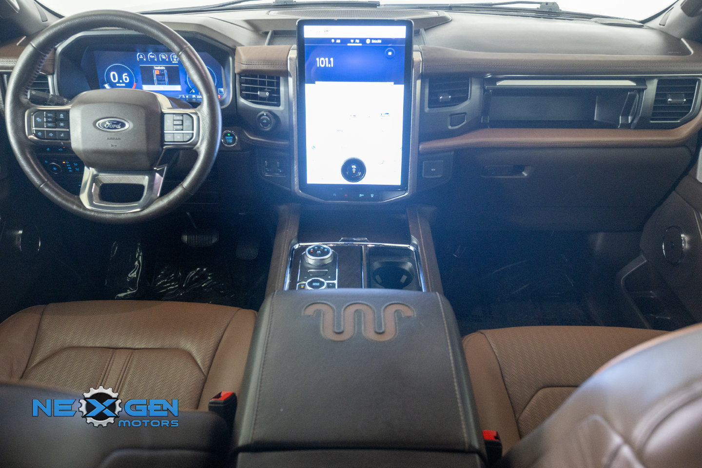 Used 2024 Ford Expedition King Ranch AWD/4WD image 4