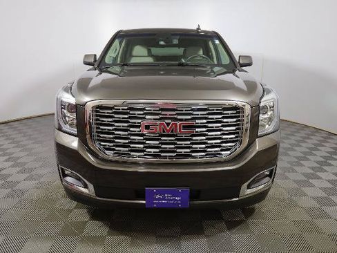 Used 2020 GMC Yukon Denali w/ Denali Premium Package AWD/4WD image 4