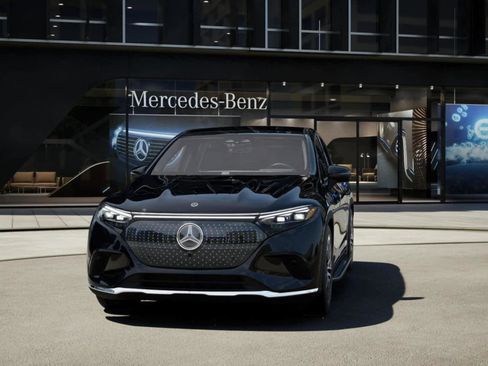 Used 2023 Mercedes-Benz EQS 450+ SUV image 41