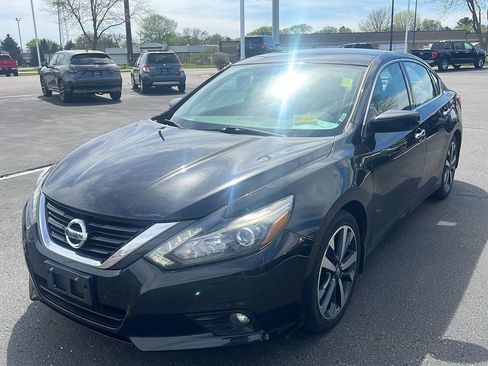 Used 2016 Nissan Altima 3.5 SR FWD image 11