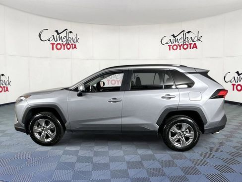 Used 2025 Toyota RAV4 XLE FWD image 5
