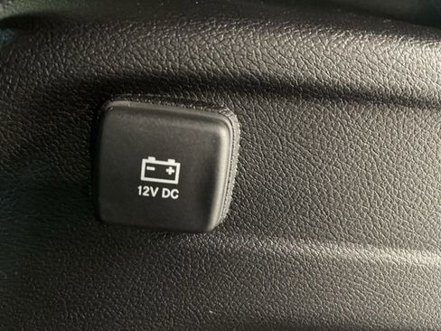 New 2025 Jeep Grand Cherokee L Limited w/ Black Appearance Package image 16