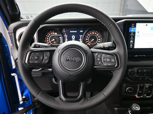 New 2026 Jeep Gladiator Sport AWD/4WD image 7