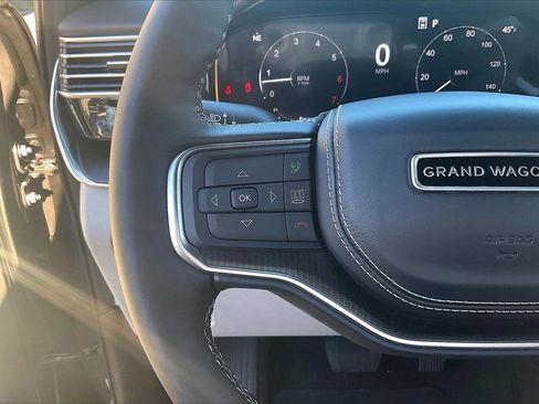 New 2026 Jeep Grand Wagoneer L Summit image 32