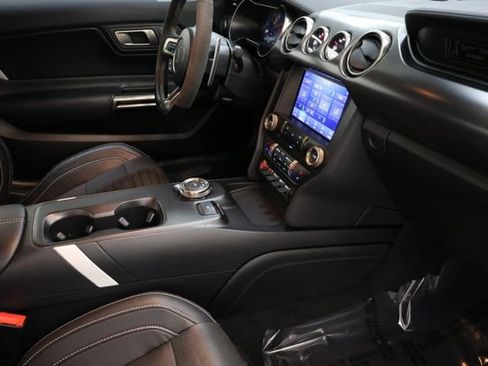 Used 2022 Ford Mustang Shelby GT500 w/ Technology Package image 94