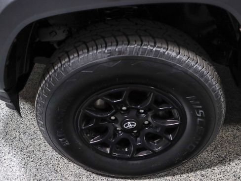 Used 2021 Toyota Tacoma SR5 image 11