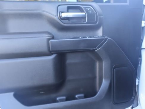 Used 2023 Chevrolet Silverado 3500 LT w/ Convenience Package image 21