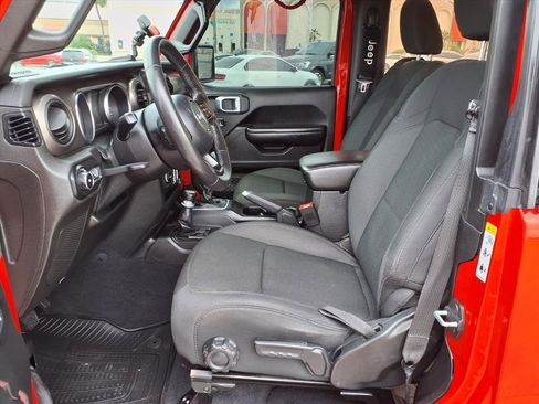 Used 2019 Jeep Wrangler Sport image 19