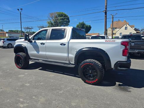 Used 2021 Chevrolet Silverado 1500 LT Trail Boss AWD/4WD image 4