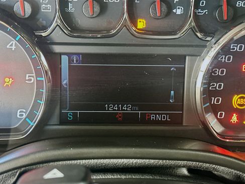 Used 2020 Chevrolet Suburban LT w/ Texas Edition Package image 19