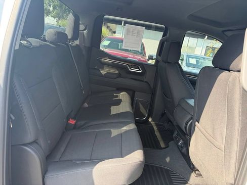 Used 2024 Chevrolet Silverado 1500 LT AWD/4WD image 28