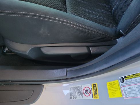 Used 2013 Toyota Corolla S image 14