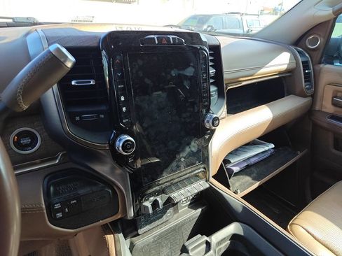 Used 2022 RAM 2500 Limited AWD/4WD image 10