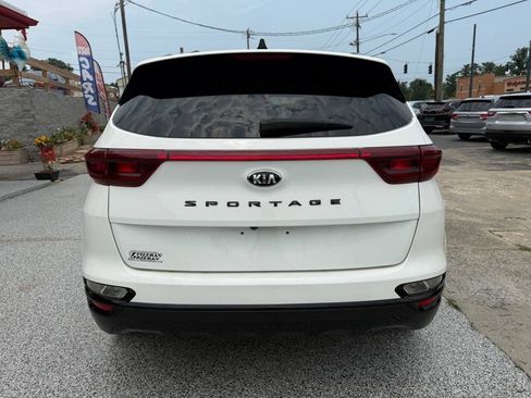 Used 2022 Kia Sportage Nightfall Edition FWD image 9
