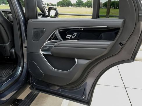 New 2026 Land Rover Range Rover Long Wheelbase SE AWD/4WD image 48