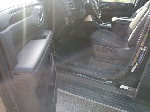 Used 2023 Chevrolet Suburban LS w/ Driver Alert Package AWD/4WD image 9