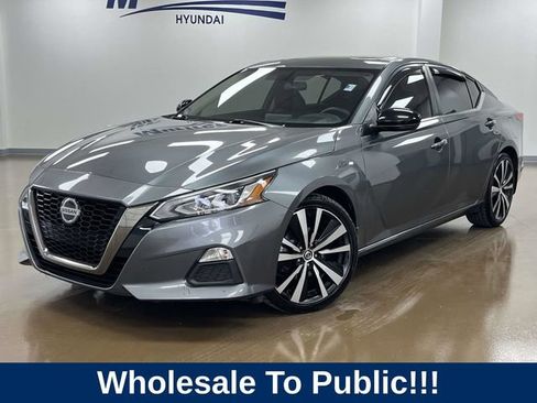 Used 2019 Nissan Altima 2.5 SR w/ SR Premium Package FWD image 1