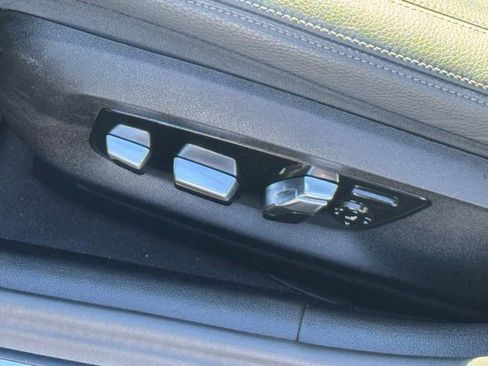 Used 2023 BMW M550i xDrive image 20