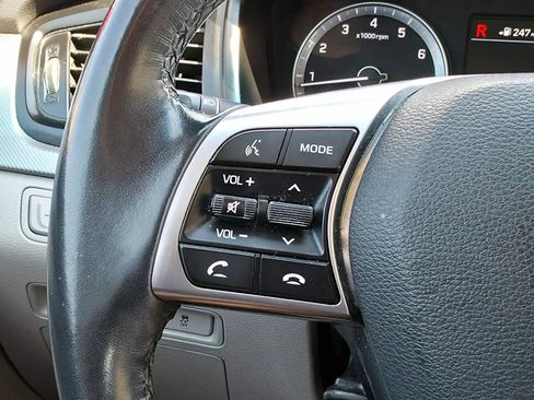 Used 2019 Hyundai Sonata SEL FWD image 18