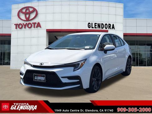New 2026 Toyota Corolla SE FWD image 4