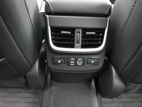 Used 2025 Subaru Legacy Limited w/ Popular Package #2 image 23